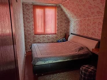 Үйлөр: Продаю мансардный Дом 📍 Расположение: дом в Ж/М Бакай-Ата 📐 Участок — 10