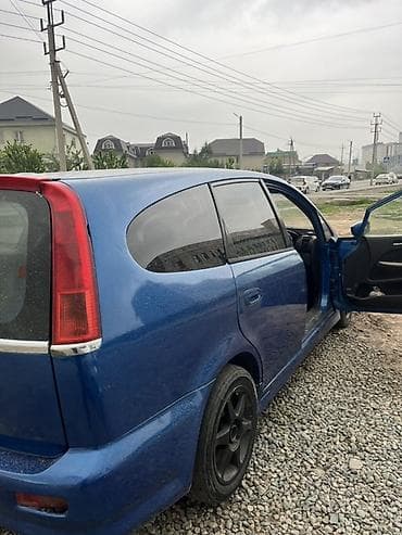 su 7: Honda Stream: 2003 г. — 3