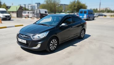 Hyundai Solaris: 2013 г., 1.6 л, Автомат, Бензин, Седан