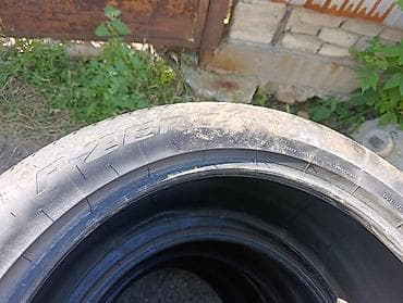 27545 r21: Летние шины 275/45 R21 - Модель: Pirelli P ZERO (на одном фото видна — 3