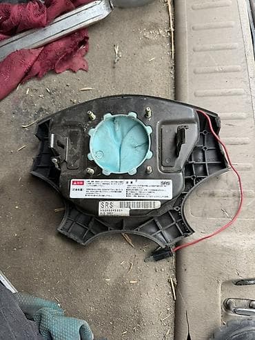 Детали салона: Подушка безопасности Honda Оригинал — 2