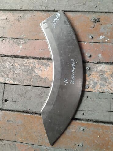 совместимые расходные материалы япония abs пластик: Toyota Fortuner Накладка пластиковая на кузов, Тойота Фортунер банан — 1