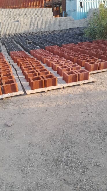 скамейки б у: Пескоблок Гладкий, Заборный, 150x190x390, Самовывоз, Бесплатная доставка, Платная доставка — 13