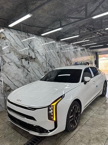 santa fr: Kia K8: 2024 г., Седан — 5