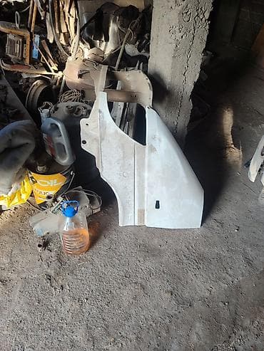 Крыло Переднее правое Mercedes-Benz