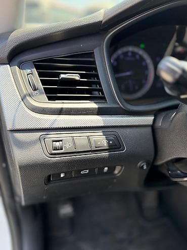 sanata 2019: Hyundai Sonata: 2019 г., 2 л, Автомат, Газ, Седан — 8