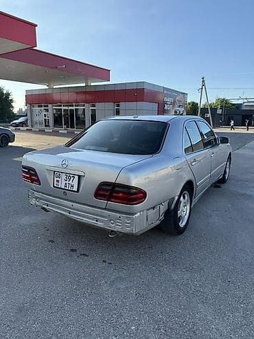 v class аренда: Mercedes-Benz E-Class: 2002 г., 3.2 л, Автомат, Бензин, Седан — 5