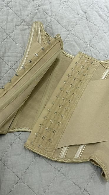 coco chanel: Корсет-утяжка (бежевый, высокий пояс для талии)

Размер: S — 2