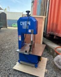 оборудование для фаст фуда бишкек: Мясорезка отличная качество ОРИГИНАЛ 1.5кВт. Одна запасная лента — 15