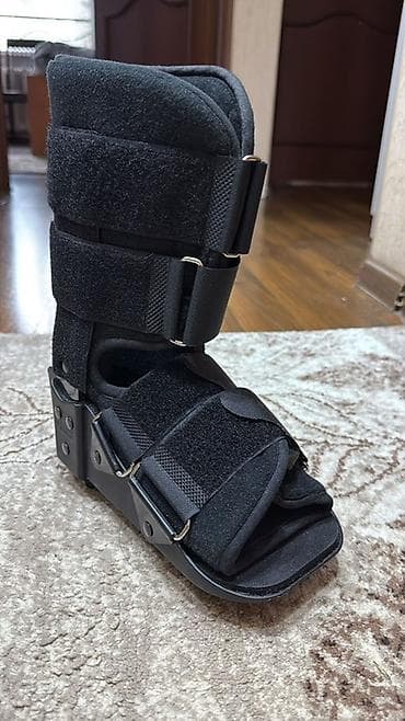 Вальгусные шины: Ортез-ботинок для иммобилизации стопы и голени medi protect.Walker — 2