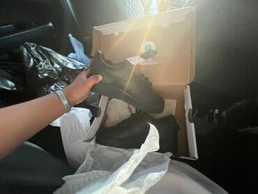 свадебные платья бишкек дордой: Мужские кроссовки, 40, Nike, Б/у, цвет - Черный, Самовывоз — 12