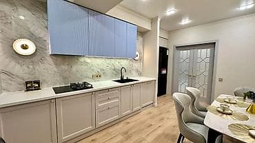 sky hotel: 3 комнаты, 94 м², Элитка, 6 этаж, Дизайнерский ремонт — 1