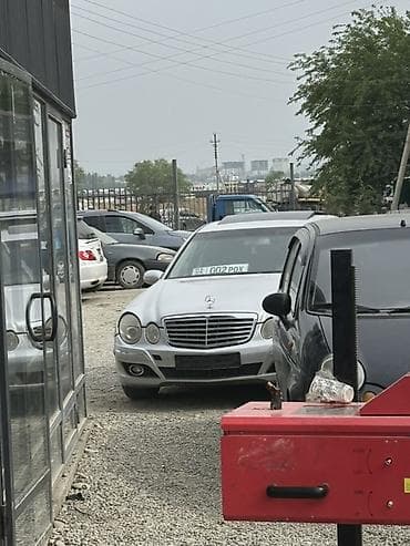 Транспорт: Mercedes-Benz E-Class: 2003 г., 2 л, Автомат, Бензин, Седан — 3