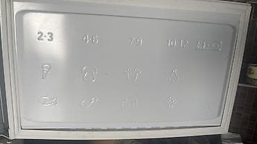 Холодильник Indesit, Б/у, Двухкамерный — 4