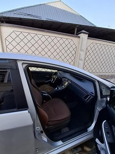 экран нексия: Toyota Prius: 2014 г., Автомат, Гибрид, Хэтчбэк — 7