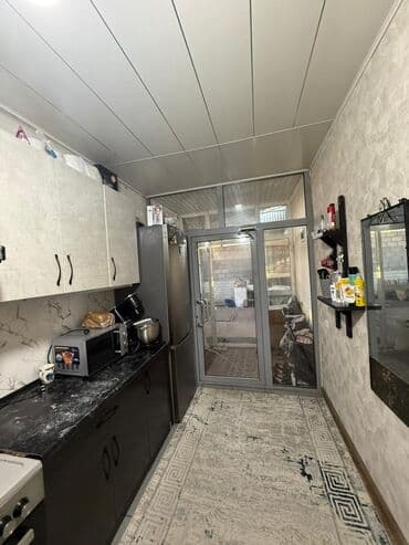 Үйдү ижарага алам: Барак, 70 кв. м, 3 бөлмө, Менчик ээси, ПСО (өз алдынча бүтүрүү) — 1