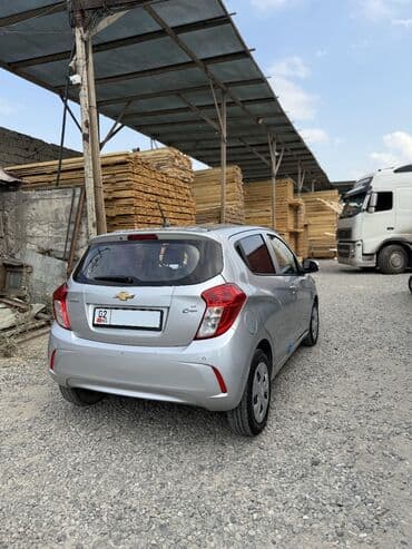 малибу диски: Chevrolet Spark: 2018 г., 1 л, Вариатор, Бензин, Хэтчбэк — 4