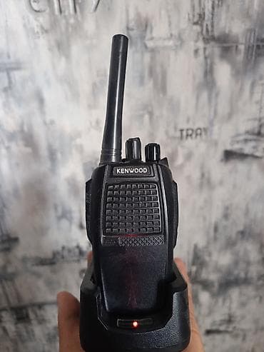 beats pro: Продаю рацию Kenwood в комплекте зарядка есть состояние отличное — 2