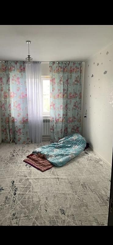 первомайский район: 58 м², 3 комнаты, Забор, огорожен — 3