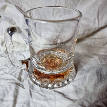 монеты разных стран: ПИВНАЯ Кружка .Цветное стекло ( Чехословакия ) Времён СССР. Обьём — 5