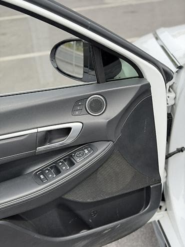 2022: Hyundai Sonata: 2022 г., 1.6 л, Автомат, Бензин, Седан — 8