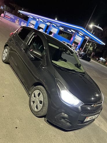 Транспорт: Chevrolet Spark: 2017 г., 1 л, Автомат, Бензин, Хэтчбэк — 2
