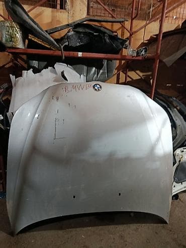 bmw m5 e60: Капот BMW, Оригинал — 1