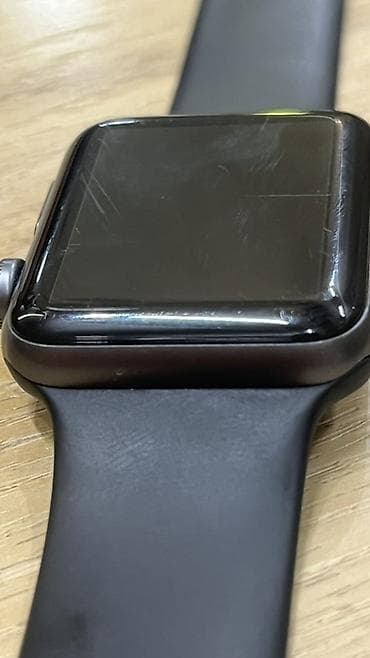 thunderbolt display: Apple Watch Series 3, 42 мм, алюминий Space Gray с чёрным спортивным — 5