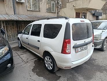 машина лада: ВАЗ (ЛАДА) Largus: 2013 г., 1.6 л, Ручные, Газ, Универсал — 1