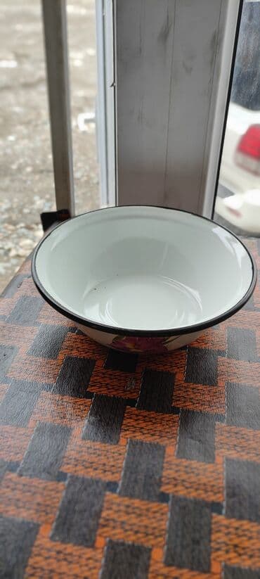 буфет для посуды: (белая керамика/фарфор + стекло): длинная тарелка 63 см 2500сом 1 шт — 11