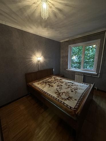 Недвижимость: 3-х комнатная. В центре города. Особенности и планировка: - — 8