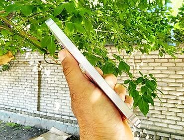 a 10 s: Samsung Galaxy A55 5G, Б/у, 128 ГБ, цвет - Бежевый, 2 SIM — 4
