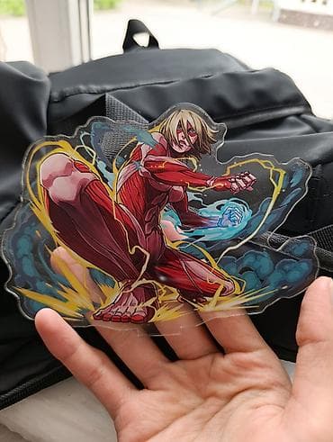 постер аниме: Большая виниловая фигурка с аниме-персонажем (мощная воительница в — 1