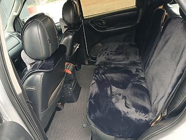 кабина авто: Ford Maverick/ Escape — пятидверный кроссовер, интерьер. Основные — 3