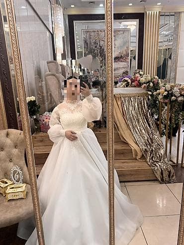 букет для невесты: Свадебное платье, L, С фатой, Пайетки, Жемчуг, Кружево, Б/у — 3