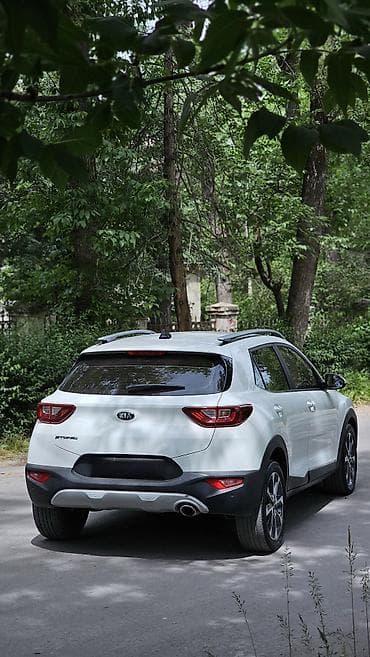 led h1: Kia Stonic: 2018 г., 1.6 л, Автомат, Дизель, Кроссовер — 4