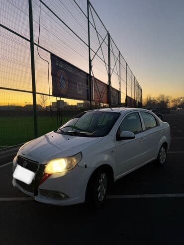 продаю или меняю с доплатой: Ravon Nexia: 2017 г., 1.5 л, Механика, Газ, Седан — 4