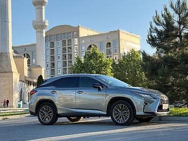 срочный: Lexus RX: 2018 г., 2 л, Автомат, Бензин, Внедорожник — 1