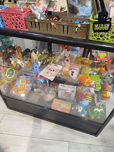 продам аквариум бу: Продаю стеклянные витрины,б/у,но в хорошем состоянии,срочно.большие — 1