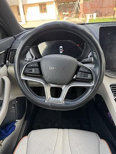 song: BYD Song Plus: 2023 г., Электромобиль, Кроссовер — 7