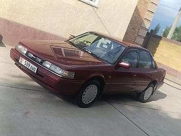 626: Mazda 626: 1990 г., 2 л, Механика, Бензин, Седан — 3