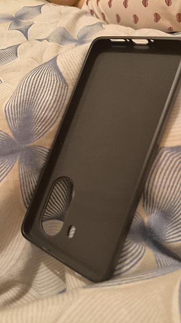 fold 4: Poco X7 Pro, Б/у, 256 ГБ, цвет - Зеленый — 3