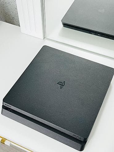 Видеоигры и приставки: PlayStation 4 Slim (PS4) — игровая консоль от Sony в чёрном цвете — 3