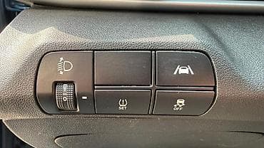 kia k5 optima: Hyundai Elantra: 2022 г., 1.5 л, Автомат, Бензин, Седан — 2