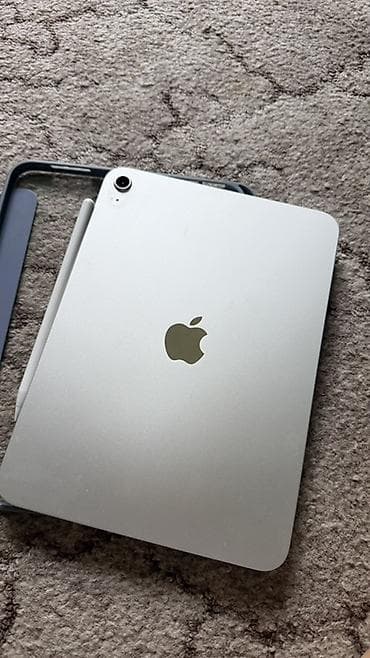 ipad а16: Продаю айпад а16. Состояние отличное, 109 циклов заряда. Находился — 3
