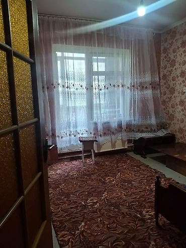 🏠 ПОДСЕЛЕНИЕГЕ эки кыз АЛАБЫЗ! Условиялар бар, комната с балконом — 1