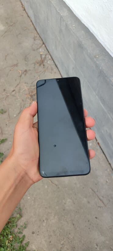сколько стоит ноутбук apple в бишкеке: Poco C65, Колдонулган, 256 ГБ, түсү - Кара, 2 SIM — 3