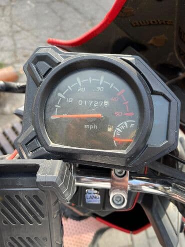 спортивный мотоцикл купить бу: Скутер түрү Tank, 150 куб. см, Бензин, Колдонулган — 5