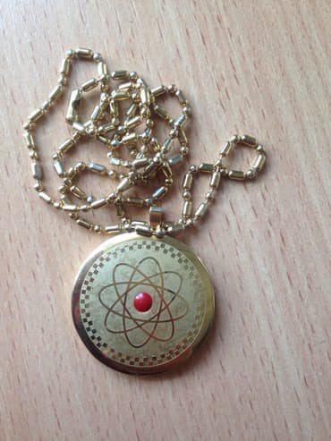 Атайын кийим: Кулон, Кыстырмасыз, Унисекс, Колдонулган — 1