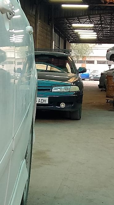 Mazda 626: 1995 г., 1.8 л, Механика, Бензин, Седан